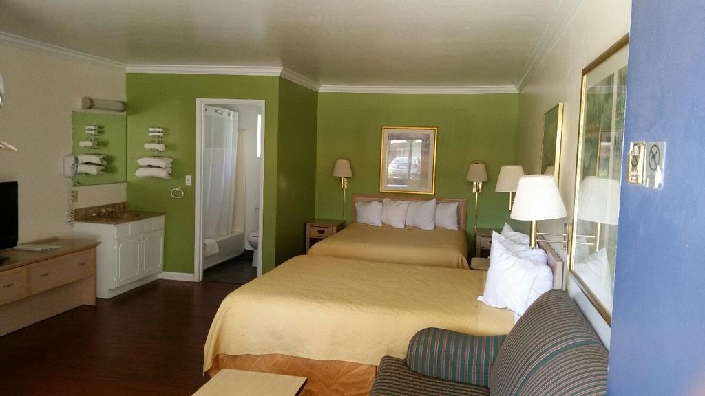 Kelseyville Motel Extérieur photo