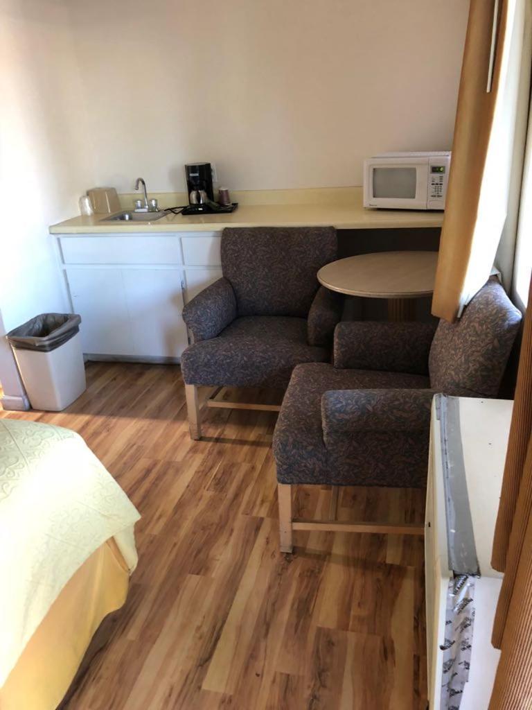 Kelseyville Motel Extérieur photo